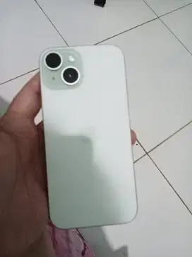Jual cepat iphone 15 basic 128gb ibox/resmi