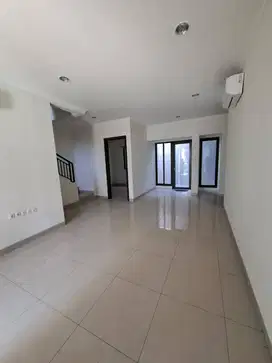 Dijual Rumah Baru Renovasi Summarecon Bandung Siap Huni
