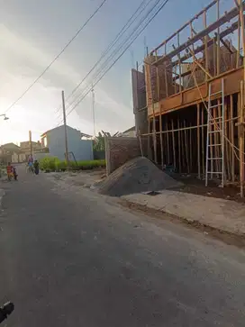 Dijual Rumah 2 Lantai Proses area perumahan JL pelagan