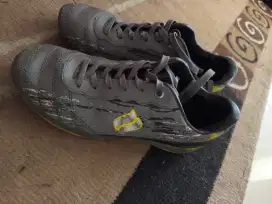 Sepatu Futsal laki laki