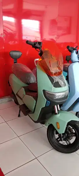 Uwinfly sepedah listrik M75 ADV