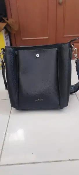 Tas hush puppies
