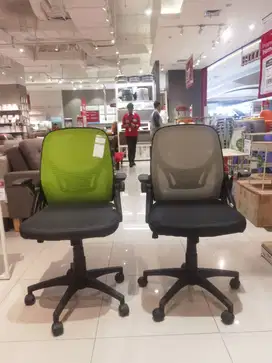 Kursi kantor alden