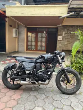 CAFE RACER BASIC YAMAHA BYSON 2012