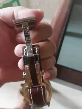 Jam tangan bretling