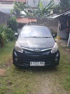Avanza Veloz 1.5 AT 2012