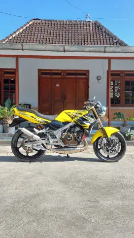 Ninja SS 2013 Kuning