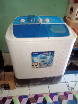 mesin cuci 2 tabung denpoo 8kg