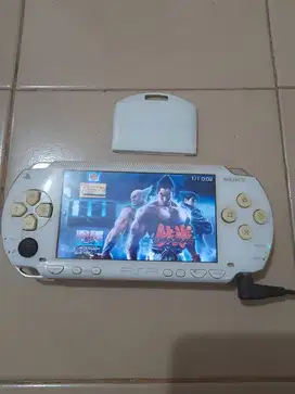 PSP FAT Tebel Memory game 8gb Fullgame Mines gak ada batere dan layar