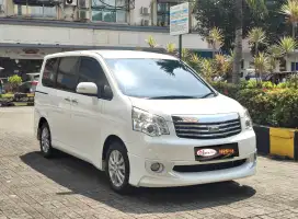 DP 9jt Toyota Nav1 Nav-1 V Lux Limited 2016 KM LOW