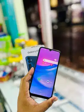 Samsung a15 4g 8/256 Komplit