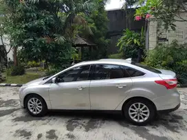 Ford Focus 2012 Bensin