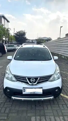Nissan Grand Livina X-gear AT 2013