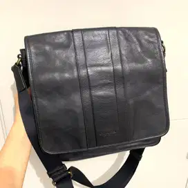 Preloved Tas COC Men Heritage Map Bag In Bombe Leather Black Authentic