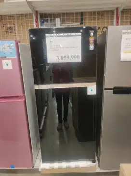 Bisa cicil kulkas 2 pintu 186L bunga 0% tnpa DP & tnpa kartu kredit