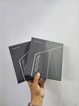 NEW SAMSUNG Z FOLD 7