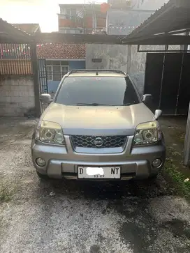 Nissan X-Trail 2004 Bensin