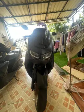 Dijual nmax abs connected 2021