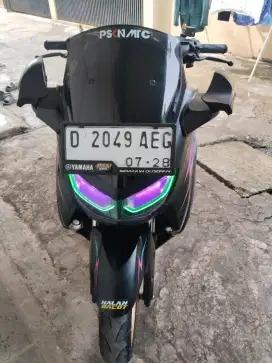 Motor Yamaha NMAX 2023