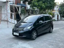 Honda FREED E Psd at 2011(model 2012)