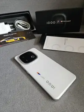 Iqoo 13 5G Ram 12 internal 256gb Fullset oryginal lengkap