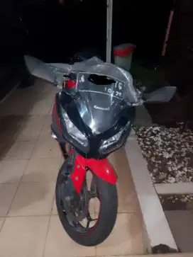Dijual Motor Kawasaki Ninja 250R