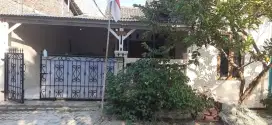 Dikontarakan atau Di kost