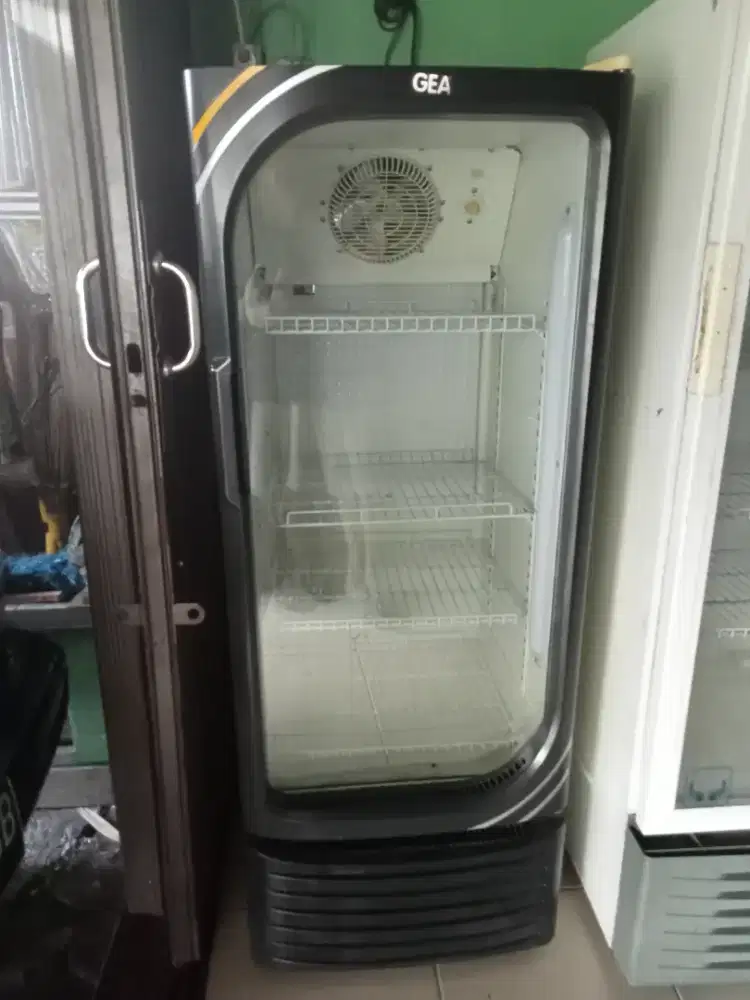Pendingin minuman/shoawcase