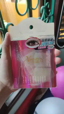 Skot Mata Eyelid Tape