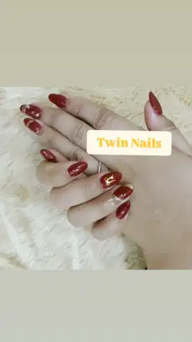 Cari therapist Nail art