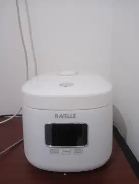 Rice Cooker Ravelle Digital 2 liter Kondisi Baru 2 kali pakai.