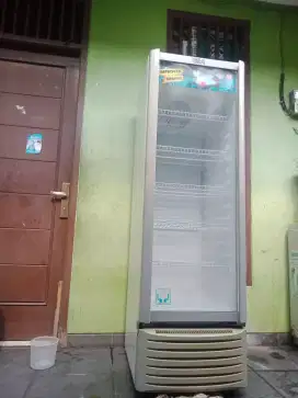 Showcase GEA Jumbo 5 Rak 37f