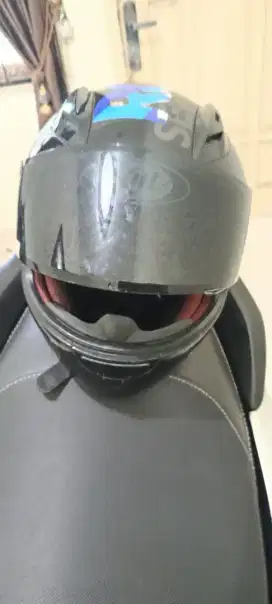 Helm full face kyt