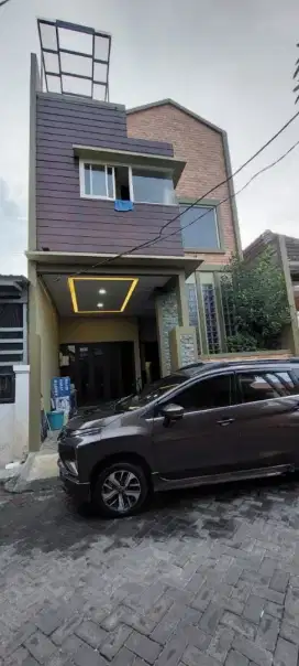 DIJUAL RUMAH MODEL SCANDINAVIAN DI LEBAK TIMUR, DKT KENJERAN, GM, MERR