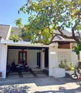 Rumah Luas 114 Perum Eksklusif Springhill Garden Sawojajar