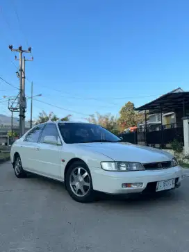 Accord cielo injeksi pajak isi ac dingn bergaransi mobil honda bandung