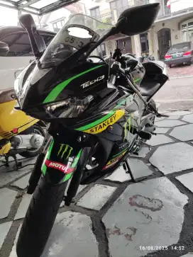 Yamaha R25 2014  TECH 3 LIMITED EDITION