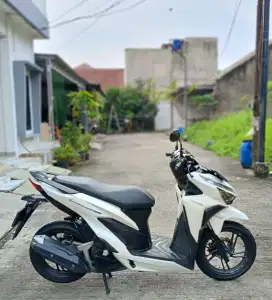 VARIO 150 CBS ISS KM 15Rb