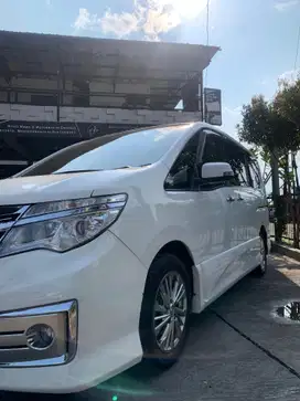 Nissan Serena 2015 Bensin