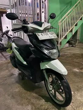 beat putih 2018