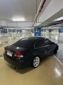 Honda Civic 2004 Bensin