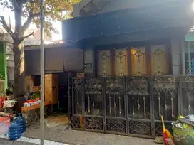 dijual Murah rumah GKB jl.Magetan 1/17 Gresik