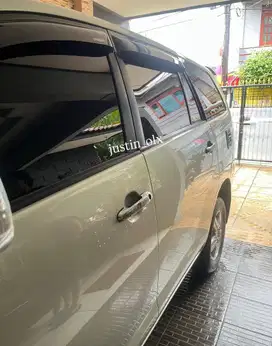 Toyota Kijang Innova 2006 Bensin