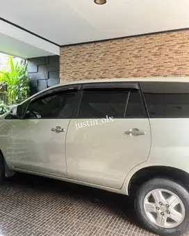Toyota Kijang Innova 2006 Bensin