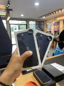 IPHONE 13 128GB NEW GARANSI RESMI DP.0% PROSES MUDAH SYARAT KTP