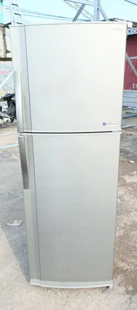 Kulkas pintu 2 Sharp