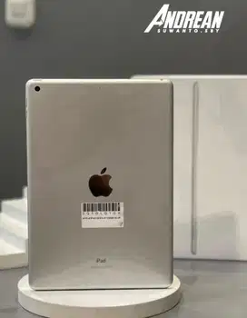Second iPad Gen 8 Wifi 128Gb Silver