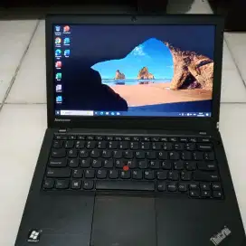 Laptop lenovo thinkpad x240 i5 ssd ngebut