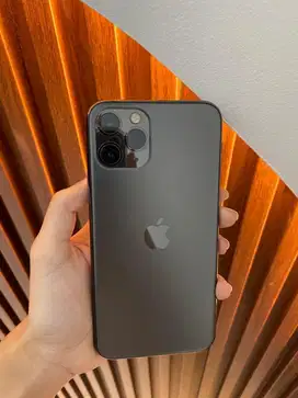 iphone 11 PRO 512 gb ALL OPERATOR