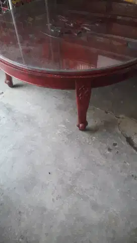 meja jati bulat  besar